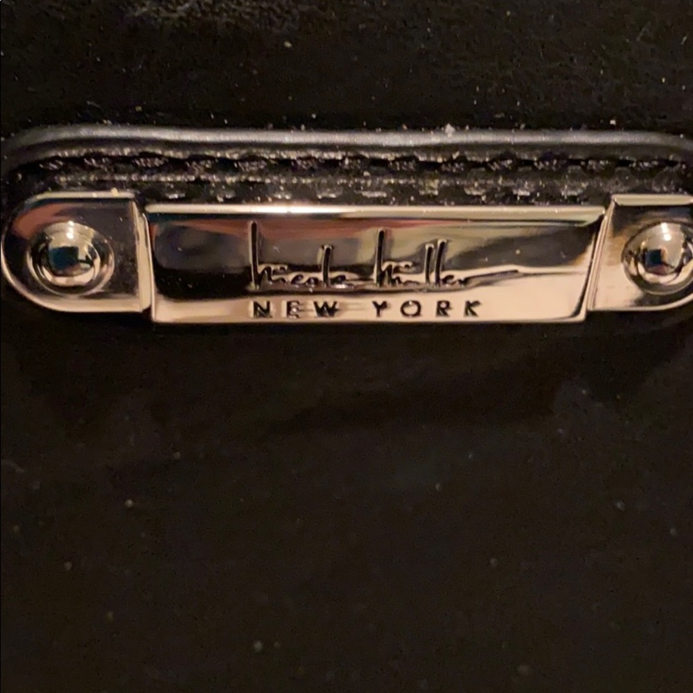Handbag - Picture 2 of 5